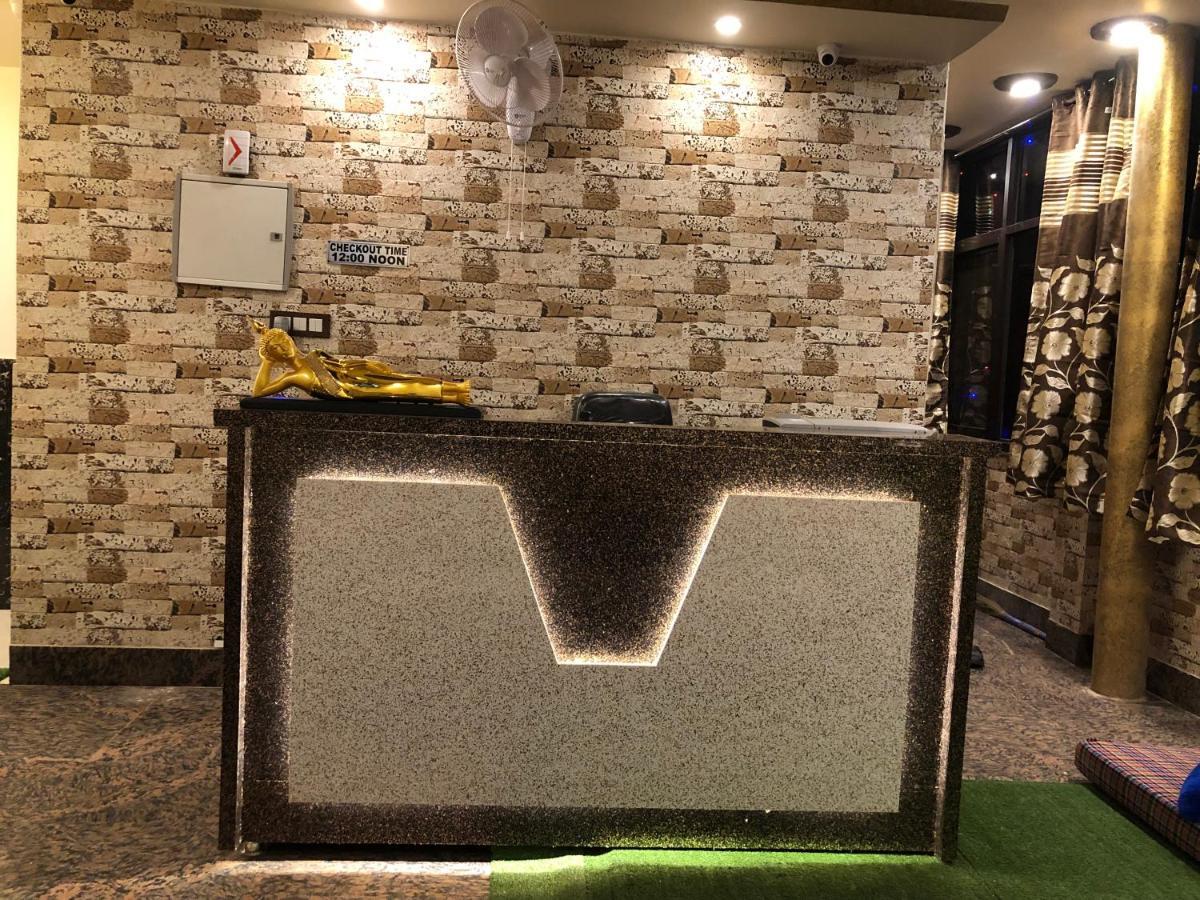 Hotel Famous Haridwār Zewnętrze zdjęcie